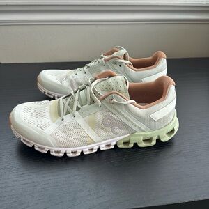 On Cloudlow running shoes